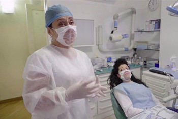 Фотография к новости: Чтобы было видно улыбку: прозрачные маски начали шить в Италии