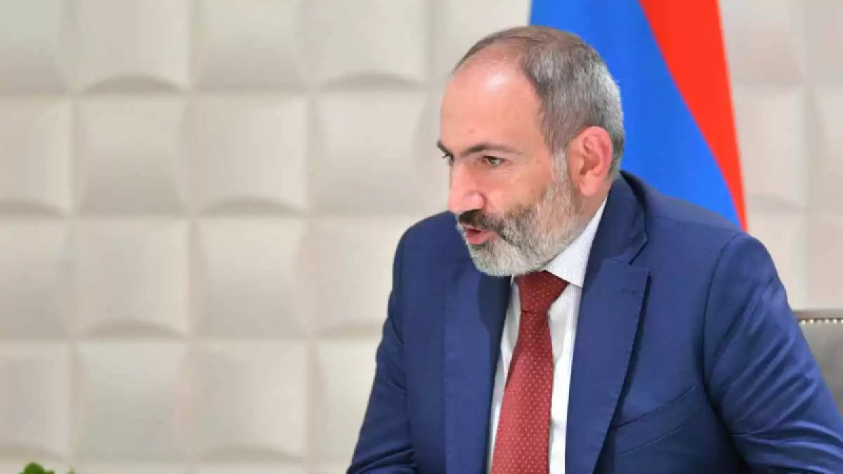 Токаев пожелал выздоровления заболевшему коронавирусом Премьер-министру Армении