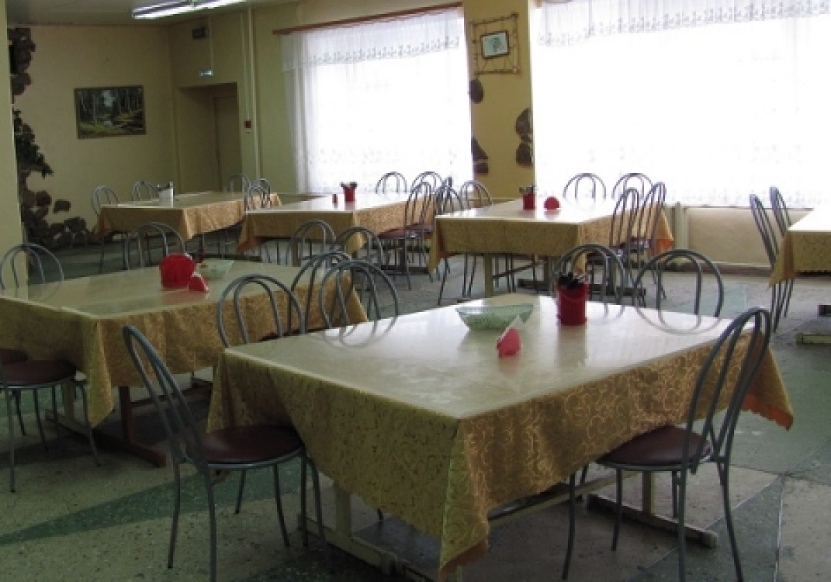 Десятки кафе, магазинов и салонов красоты закрыли санврачи Алматы