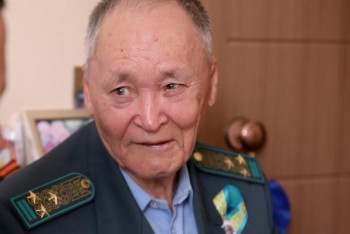 Фотография к новости: "Он не тот человек, за которого себя выдает" - совет ветеранов КНБ об Абдулове