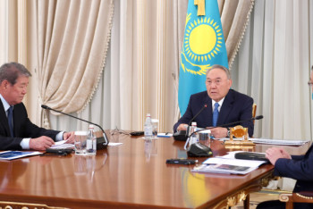 Фотография к новости: Елбасы положительно оценил работу "Самрук-Қазына" во время кризиса