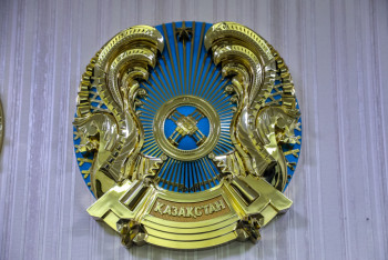 Фотография к новости: "Меня задело, что нас считали кочевым народом без истории" - автор герба Казахстана