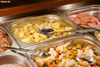 10 миллиардов тенге в год тратит страна на питание солдат