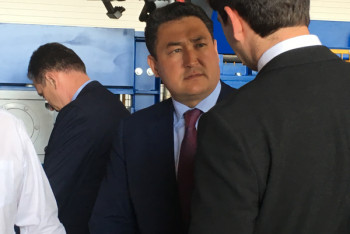 Прокурор попросил ограничить свободу Булата Бакауова на 3,5 года