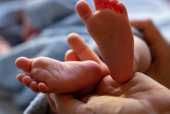 Фотография к новости: 43-летняя женщина с COVID-19 родила ребенка в Павлодаре