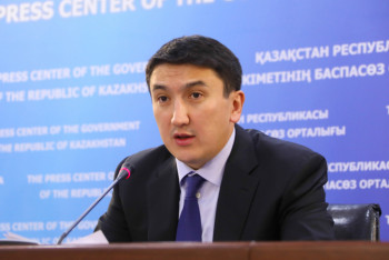 Фотография к новости: Куда ушли миллиарды: Нигматулин предложил главе Минэкологии прослушать профильные лекции