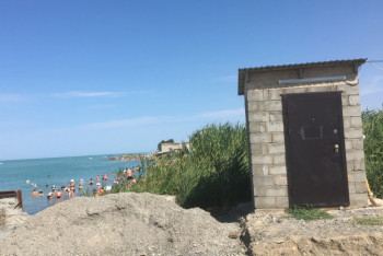 Фотография к новости: "Туалет - дырка на улице, полиция просит взятку" - почему в Казахстан не едут туристы