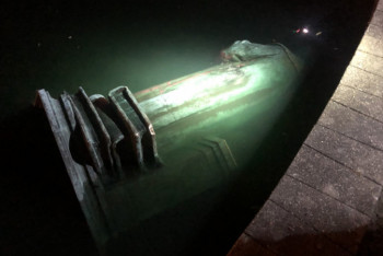 Фотография к новости: Памятник Христофору Колумбу снесли в США