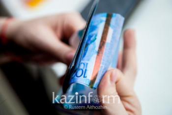 Фотография к новости: Бывшего замакима Актобе подозревают в получении взятки размером 100 миллионов тенге