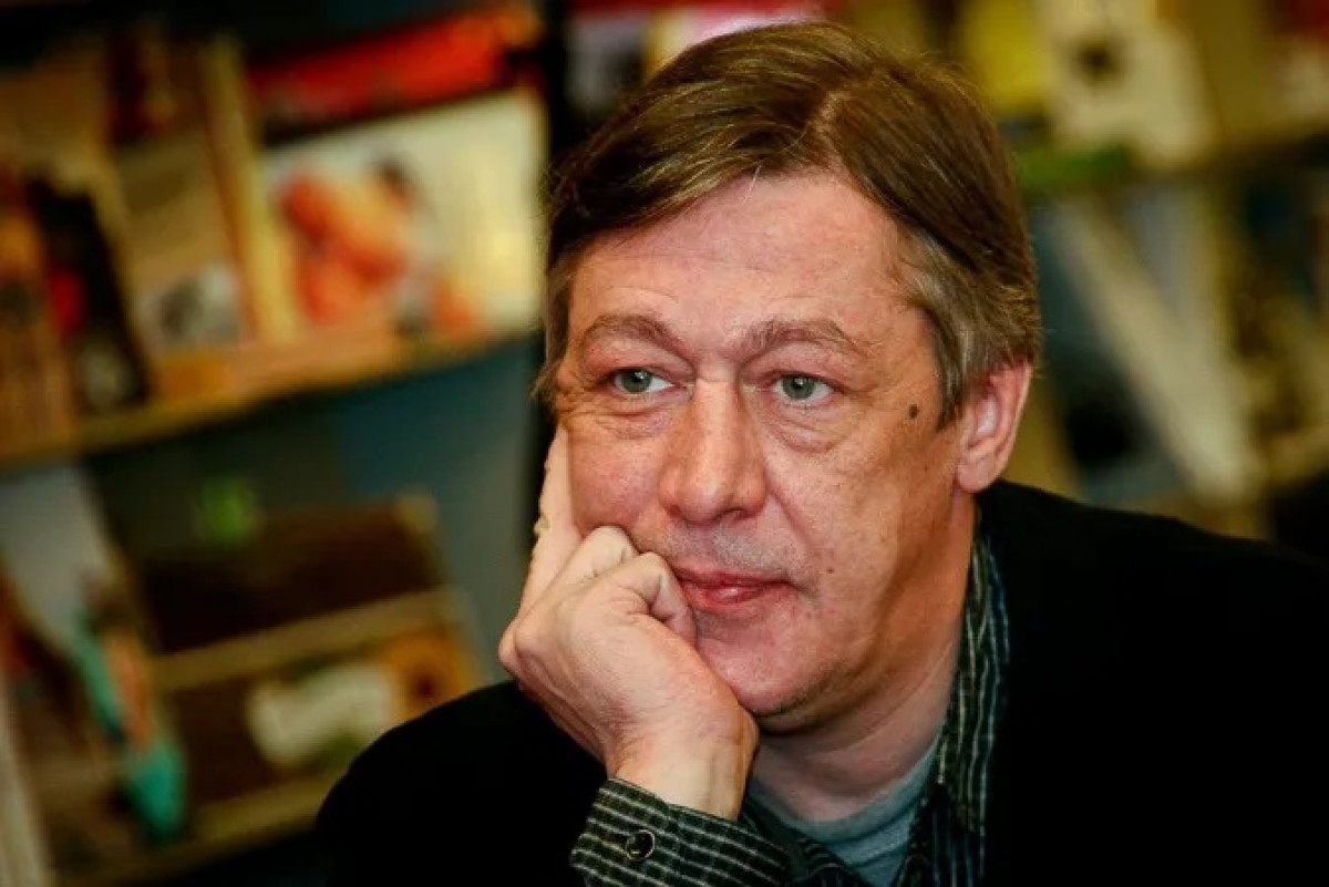 Михаила Ефремова заподозрили в попытке суицида после смертельного ДТП