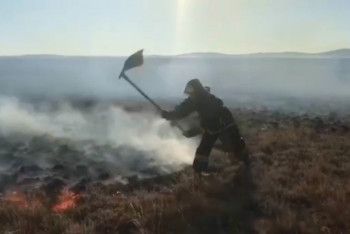 Крупный степной пожар тушат вторые сутки в Карагандинской области