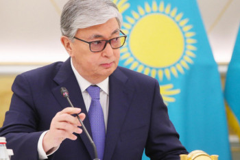 Фотография к новости: Токаев обратился к казахстанцам по поводу карантинных мер