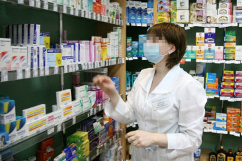 Карагандинка добилась наказания владельцев аптек за высокие цены на антисептики