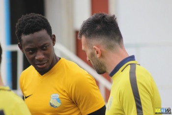 Фотография к новости: Матч "Каспия" с молодежкой прервали из-за потасовки футболистов