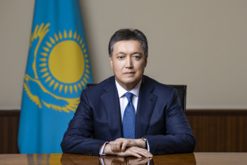 Фотография к новости: Мамин сдал тест на коронавирус после контакта с Биртановым