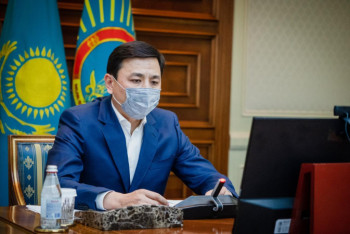 Фотография к новости: Аким Нур-Султана призвал горожан отказаться от походов в гости