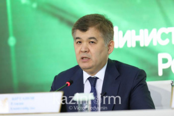 Фотография к новости: Больной Елжан Биртанов сам координирует всю работу штаба по борьбе с COVID-19