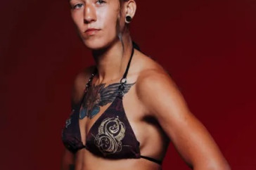 Фотография к новости: Первая казахстанка в UFC в дебютном бою без учета бонусов заработала меньше своей соперницы