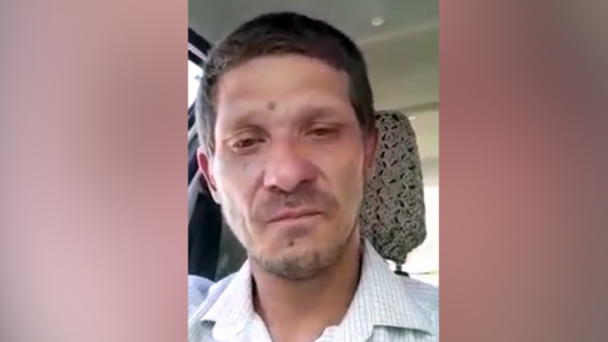 Многодетный отец расплакался на камеру после того, как его высмеяли чиновники Алматинской области