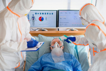 Когда необходимо стационарное лечение больных КВИ, рассказали в Минздраве РК