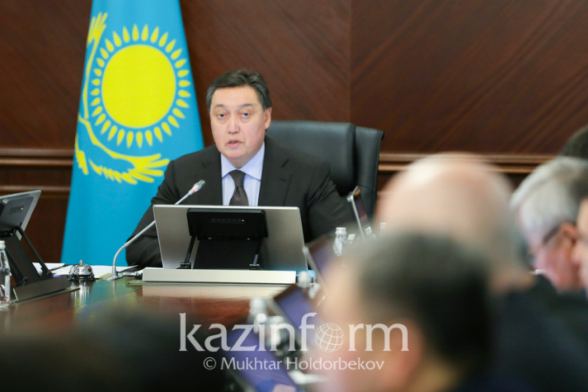 Мамин поручил разработать новые меры в борьбе с COVID-19