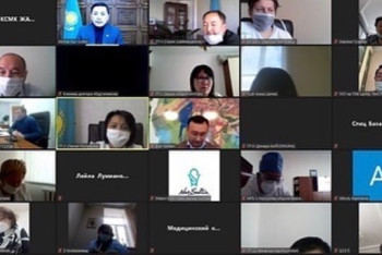 Фотография к новости: Кульгинов обсудил тактику действий по КВИ с главврачами больниц Нур-Султана