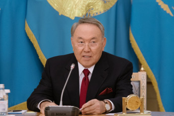 Фотография к новости: Как себя чувствует Елбасы и чем он занимается на самоизоляции, рассказал его пресс-секретарь