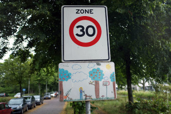 Фотография к новости: Ограничить скорость в городах до 30 км/ч предложили в Казахстане