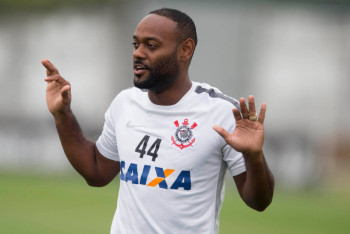 Фотография к новости: Вагнер Лав перешел в алматинский "Кайрат"