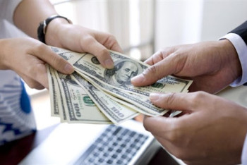 Фотография к новости: Как будут привлекать инвестиции для запуска 5G в Казахстане, рассказал Даленов