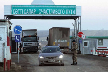 Фотография к новости: Казахстанско-китайскую границу временно закроют 25 июня