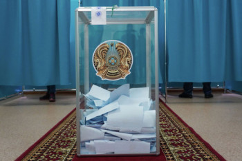 Фотография к новости: По полмиллиона тенге из бюджета получат кандидаты в депутаты Сената