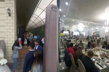 Фотография к новости: Свадьбу прервали в Алматы из-за нарушения карантина