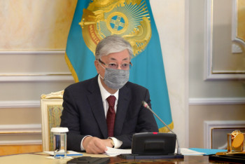 Фотография к новости: Ускорить проверку ломбардов и микрофинансовых организаций поручил Нацбанку Токаев