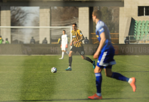 Фотография к новости: Чемпионат по футболу возобновился в Казахстане