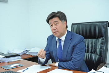 Фотография к новости: Алихан Байменов: Двадцать кейсов госслужбы независимого Казахстана