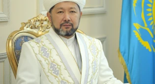 Верховный муфтий просит казахстанцев не проводить поминки после погребения