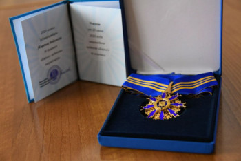 Фотография к новости: Госнаграды вручили медицинским работникам в Алматы