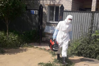 Фотография к новости: Мы забираем только больных с тяжелой формой КВИ - водитель на спецбригаде скорой помощи в Актобе