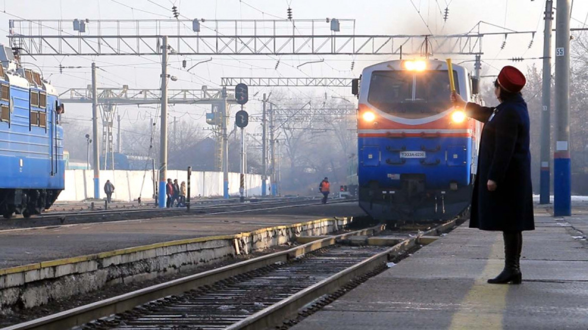 Ряд поездов временно не будут ходить в Казахстане