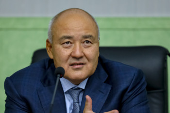 Фотография к новости: На полмиллиарда тенге закуплены медикаменты в Туркестанской области