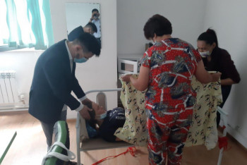 Фотография к новости: Алматинка родила прямо в ЦОНе