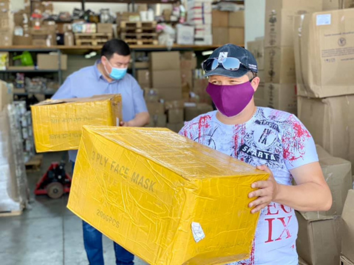 Гуманитарный груз отправили в СКО казахи Тюменской области