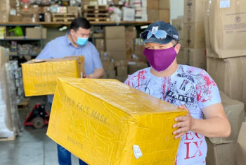 Фотография к новости: Гуманитарный груз отправили в СКО казахи Тюменской области