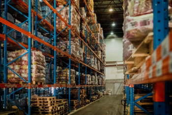 Фотография к новости: Социально значимые товары продают по себестоимости в Нур-Султане