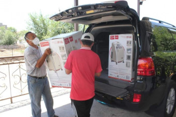 Фотография к новости: Предприниматель купил больнице пять аппаратов ИВЛ в Туркестанской области