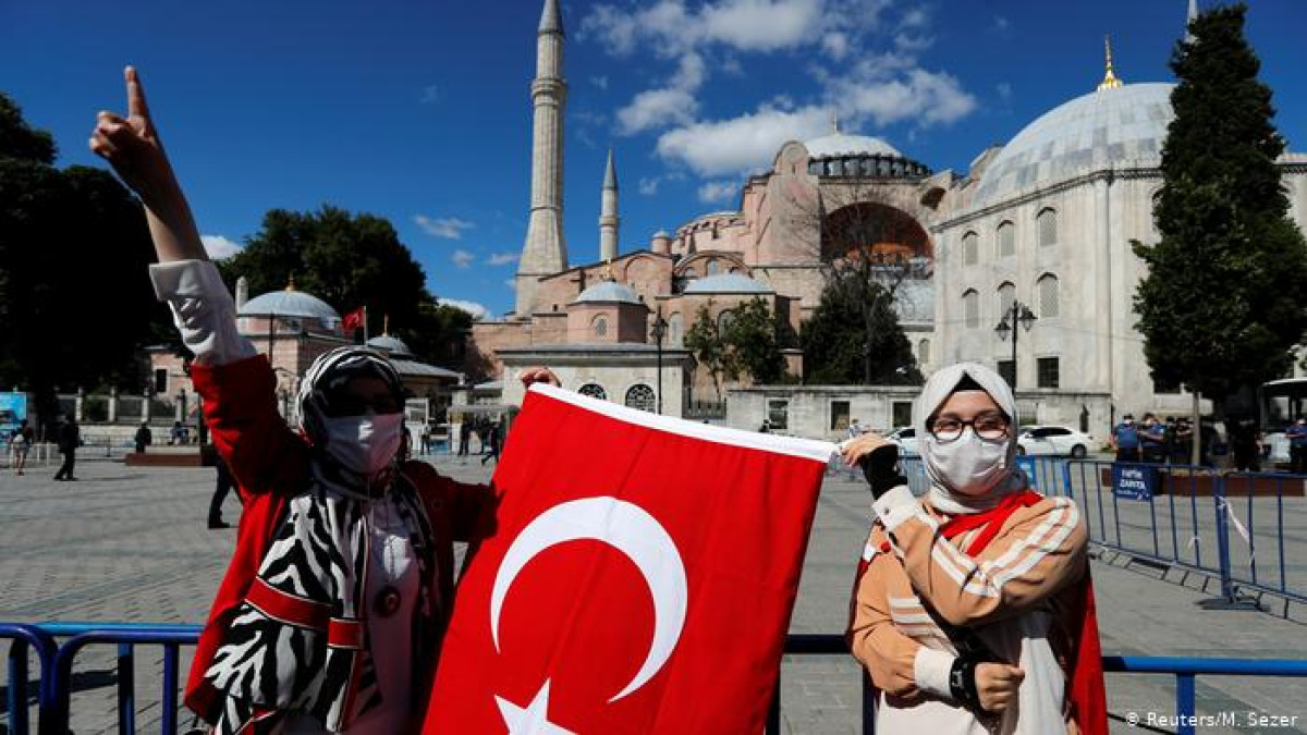 ЮНЕСКО обсудит превращение собора Святой Софии в мечеть