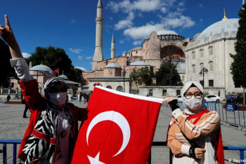 Фотография к новости: ЮНЕСКО обсудит превращение собора Святой Софии в мечеть