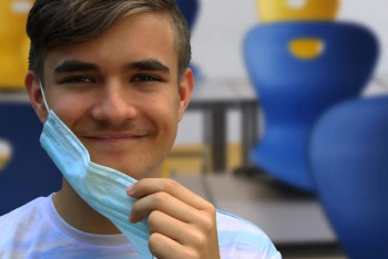 Фотография к новости: Срок подачи заявок на гранты продлили в МОН РК