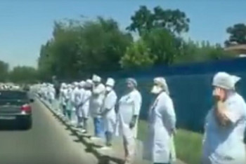 Фотография к новости: "Вопрос о наказании здесь не должен стоять" - Минздрав о флешмобе врачей